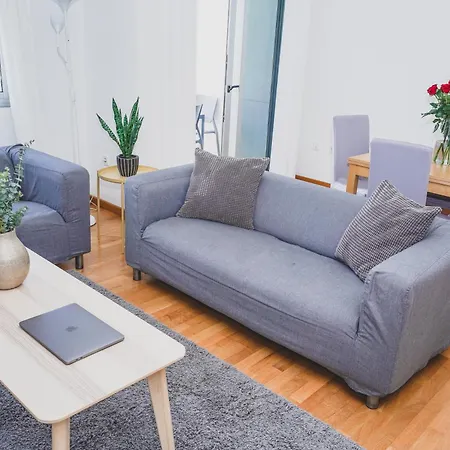 Apartment Cornisa Patalavaca