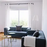 Cornisa Апартаменты